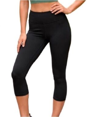 Xersion Capri Leggings NWT Black High Rise Tummy Control Quick-Dri M
